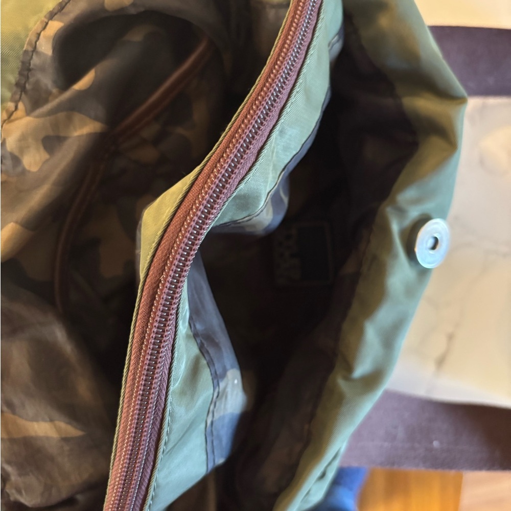 Green & Brown Nylon Tyler Rodan Tote Bag - Picture 4 of 12